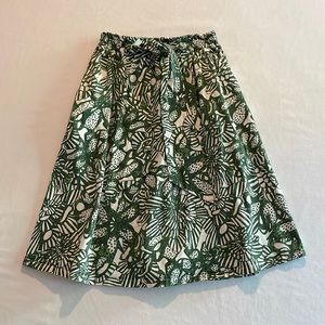 H&M Floral Green and White Fantasy Pattern Skirt with Tie in the Front